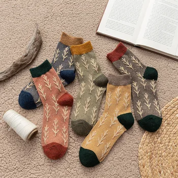 Женские шерстяные носки в корейском стиле в стиле ретро, рождественское деревце, кавайные и забавные женские носки для женщин, подарки 120802